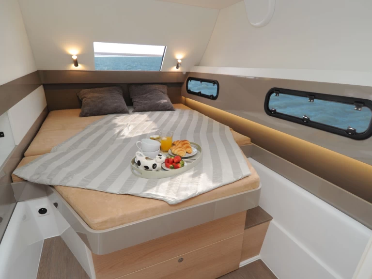 Katamarán k pronájmu v Cagliari za nejlepší cenu