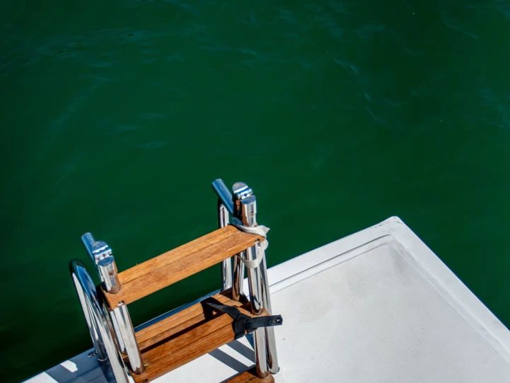 Pronájem Katamarán Bali s licencí