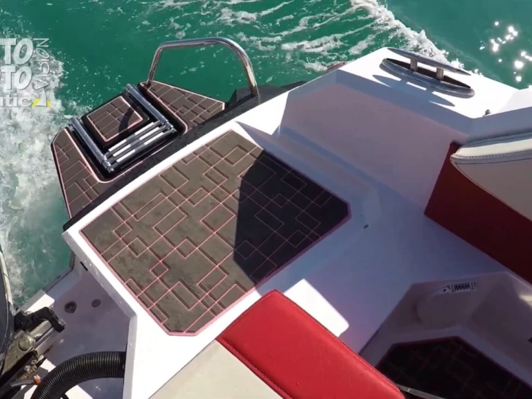 Pronajmout Motorová loď se skipperem či ne Arrow Arabis 23 v Trogir