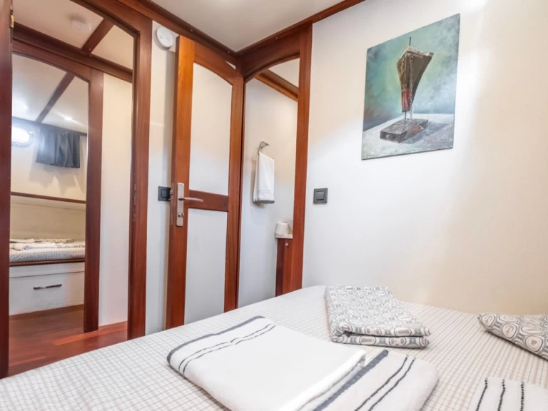 Pronájem Plachetnice  s licencí