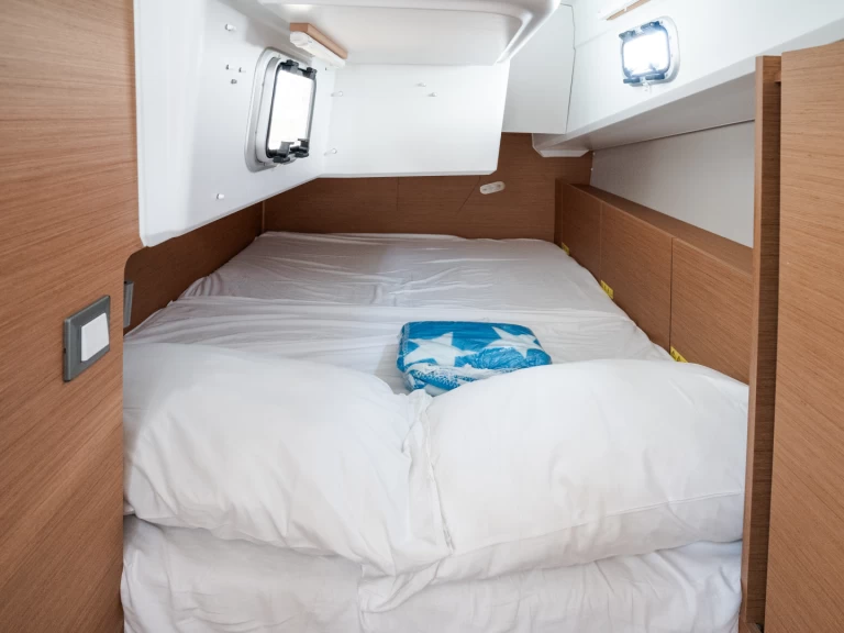 Pronájem Plachetnice v Castiglioncello -Jeanneau Sun Odyssey 380