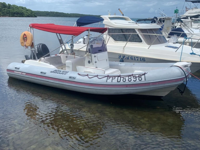 Joker Boat Coaster 600 jednotlivci a charterové společnosti v Saint-François