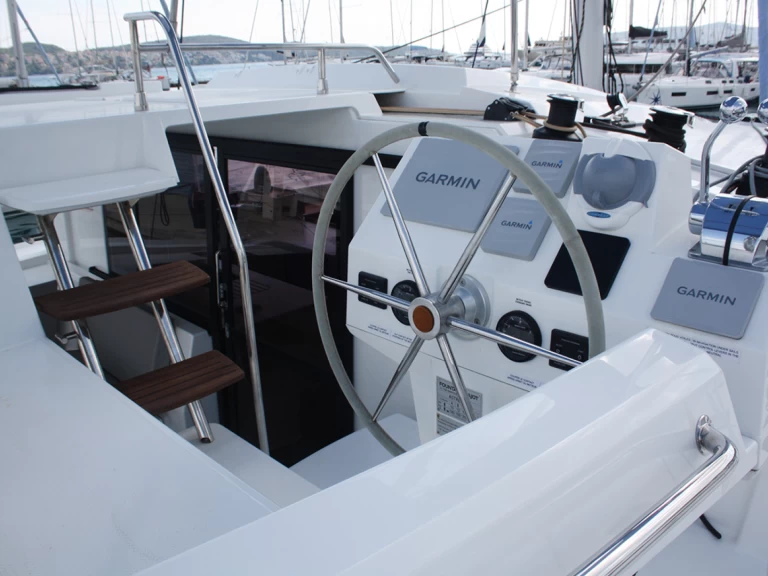 Pronájem Katamarán v Donji Seget -Fountaine Pajot Astrea 42