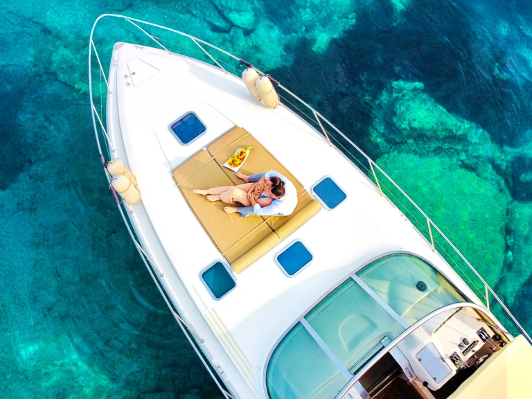 Pronájem jachty v Zakynthos  -Cranchi Mediterranee 41 na Samboatu