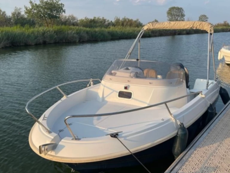 Pronájem jachty v Palavas-les-Flots -Jeanneau Cap Camarat 5.5 CC Serie 2 na Samboatu