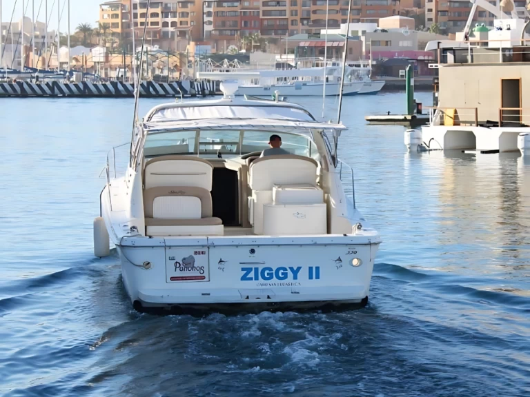 Pronájem Jachta Custom Made s licencí