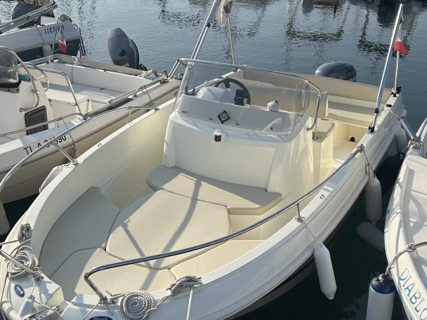 Pronájem jachty v Saint Raphael -Jeanneau cap-camarat 505 Style na Samboatu