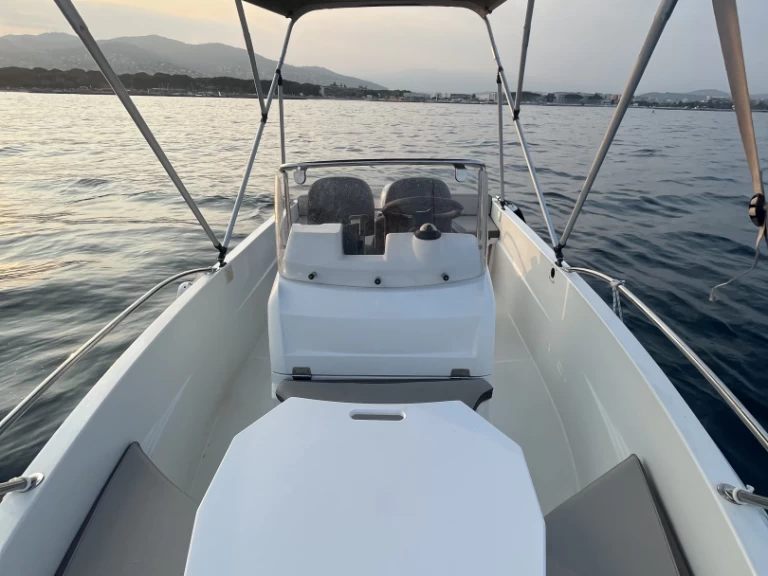 Pronajmout si Prusa Marine Prusa 450 v Mandelieu-la-Napoule