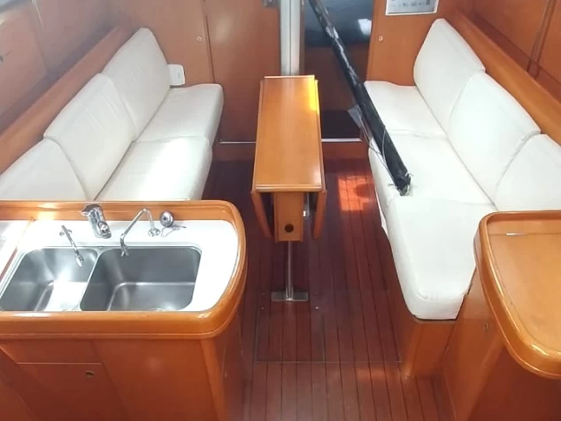 Plachetnice k pronájmu v La Trinité-sur-Mer za nejlepší cenu