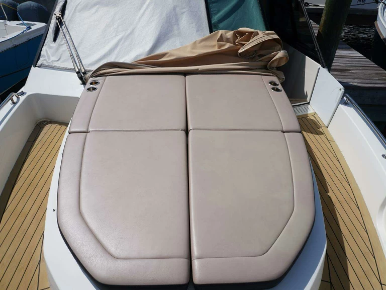 Pronájem lodi Jeanneau Leader 36 v Golfe-Juan na Samboatu