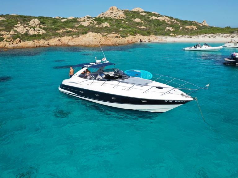 Pronajmout si Sunseeker Camargue 44 v Cannigione
