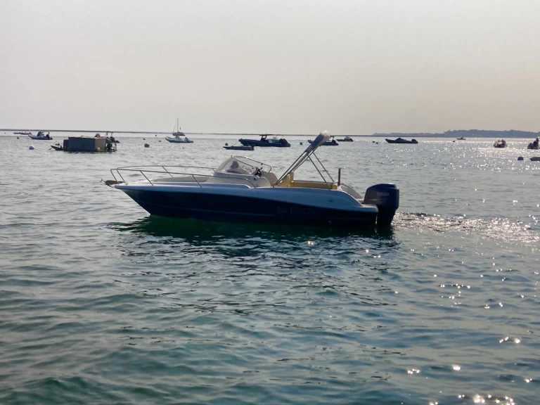 Pronájem lodi Jeanneau Cap Camarat 7.15 WA v Lège-Cap-Ferret na Samboatu