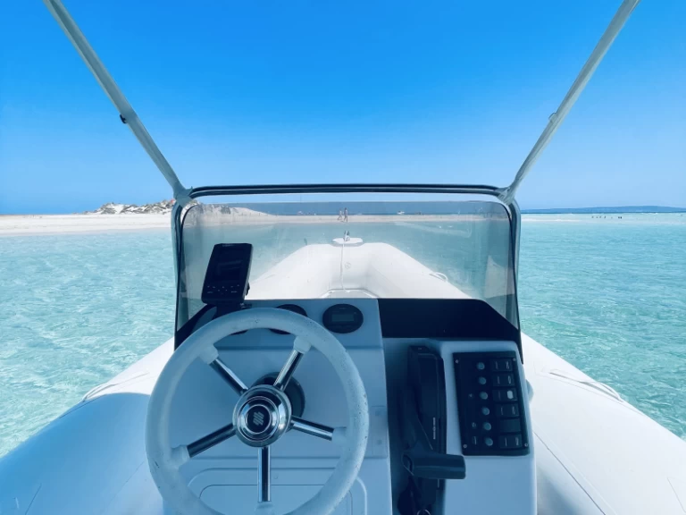 Pronájem lodi Selva Evolution D.600 v Ibiza Town na Samboatu