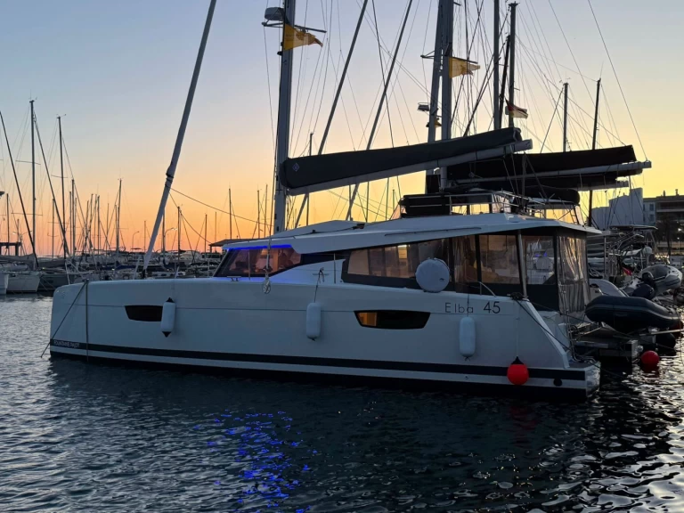 Pronájem Katamarán Fountaine Pajot s licencí