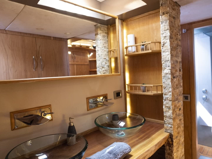 Pronájem jachty v Nea Peramos - Catamaran na Samboatu