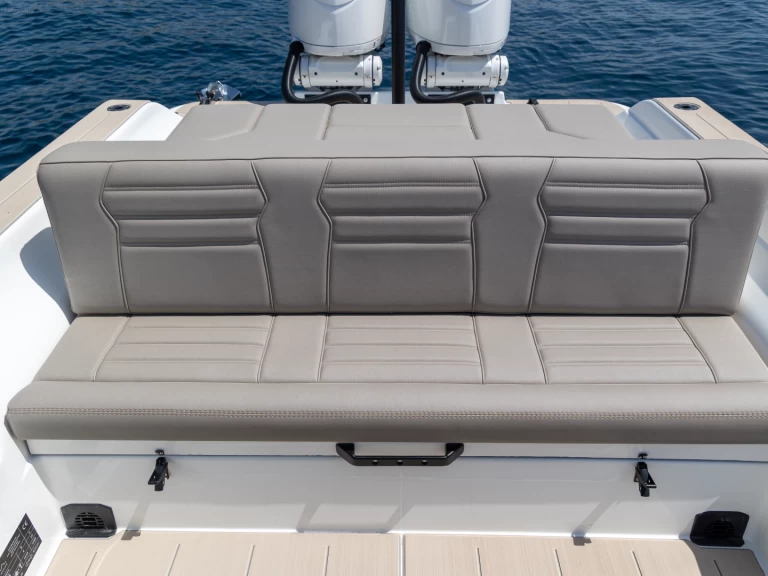 Pronájem lodi  Rock Marine 36 v Alyki na Samboatu