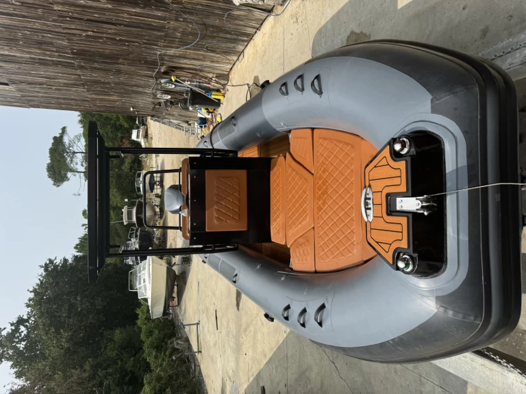 Pronájem Polotuhá loď v Cap Ferret -Highfield Highfield Sport 700