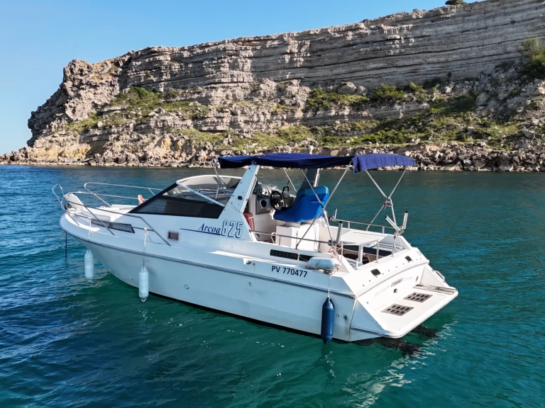 Pronajmout Motorová loď se skipperem či ne Arcoa v Port Leucate