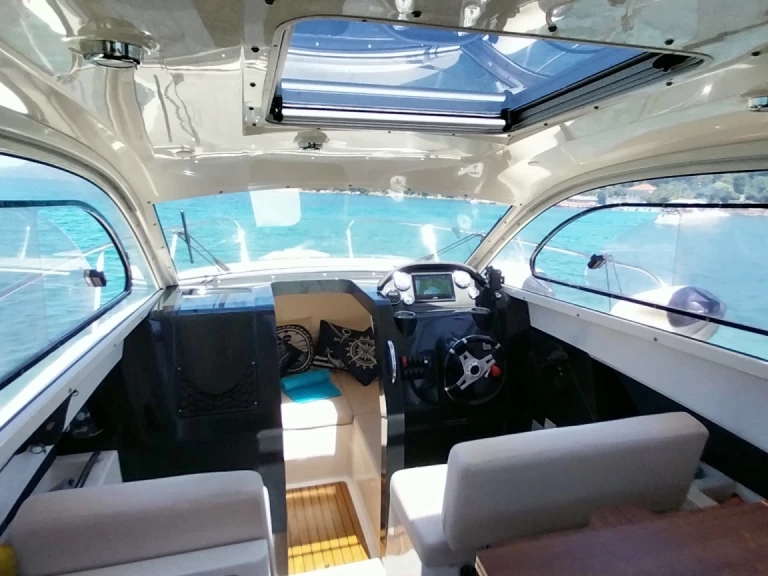 Pronájem jachty v Dubrovník -Quicksilver Activ 705 Weekend na Samboatu