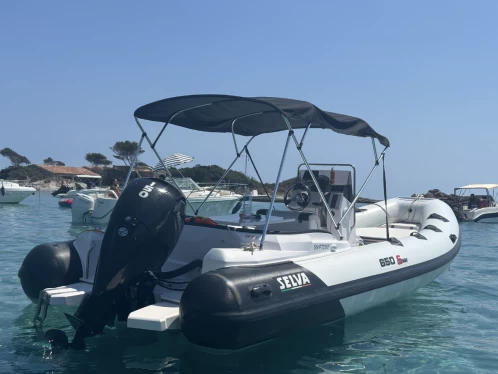 Pronájem Polotuhá loď v Hyeres -Selva Selva 650 Family