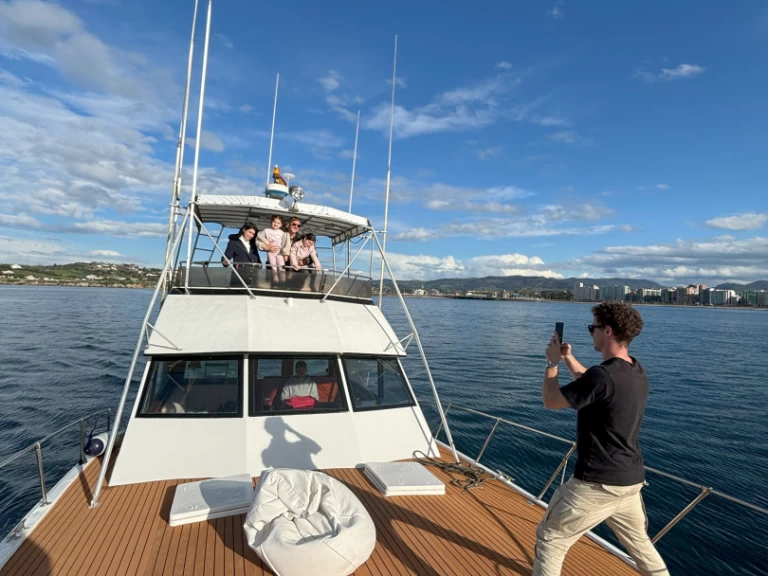 Pronájem jachty v Gijón -Hatteras Hatteras 46 convertible na Samboatu