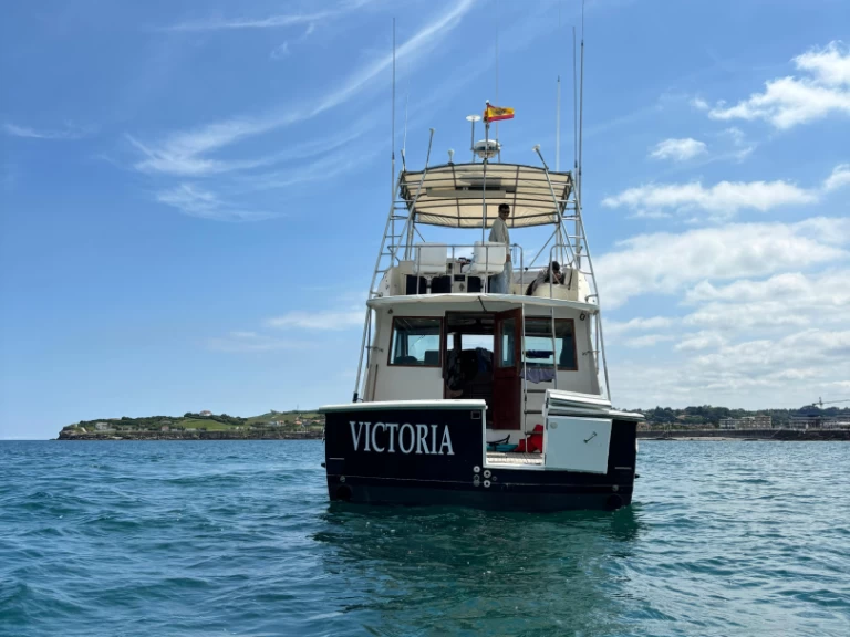 Pronájem lodi Gijón lákavé ceny Hatteras 46 convertible