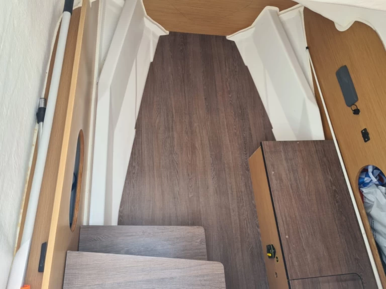 Pronajmout si Bénéteau Flyer 8 SPACEdeck v Les Sables-d'Olonne