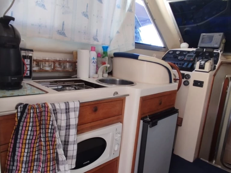 Pronájem Motorová loď v Port-Camargue -Rodman Rodman 900 Fly