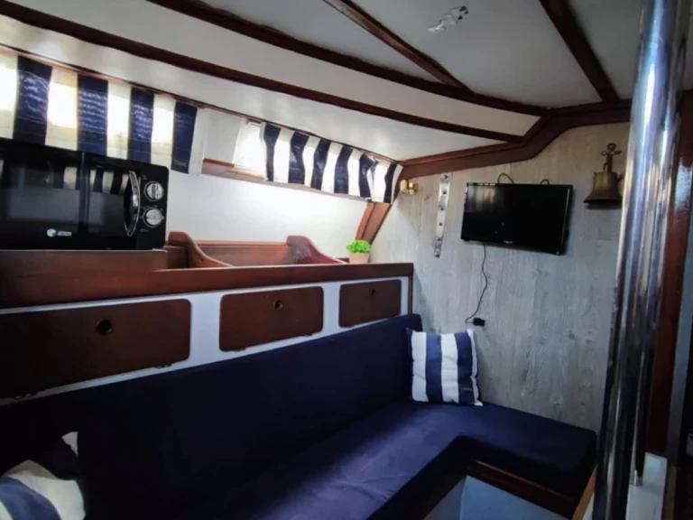 Plachetnice k pronájmu v Alicante za nejlepší cenu