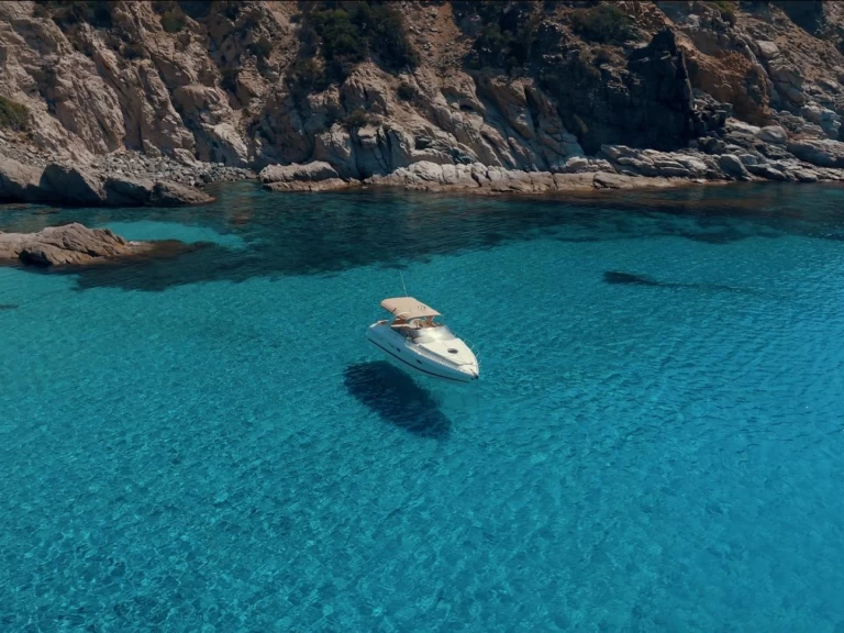 Pronájem lodi Villasimius lákavé ceny Airon 325