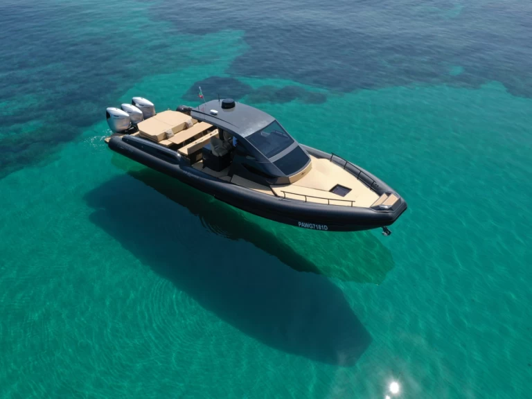 Pronájem Polotuhá loď Altamarea s licencí