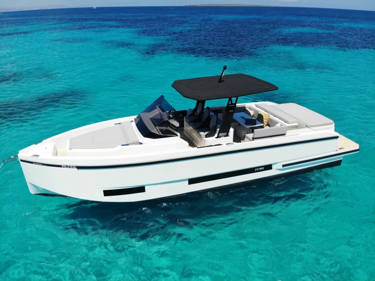 Pronájem lodi De Antonio 36 v Ibiza Town na Samboatu