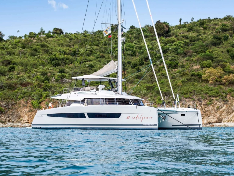 Pronájem jachty v Britské Panenské ostrovy -Fountaine Pajot INDULGENCE na Samboatu