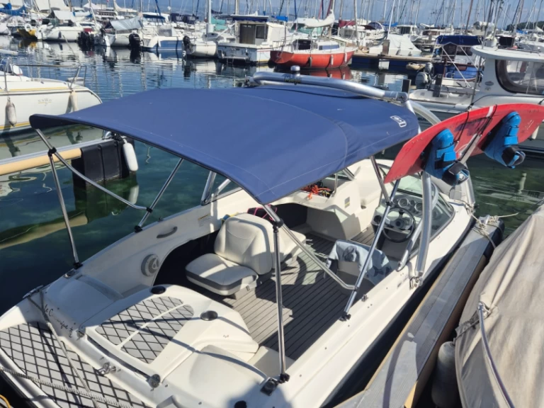 Pronájem lodi Thonon-les-Bains lákavé ceny Bayliner 111 GT
