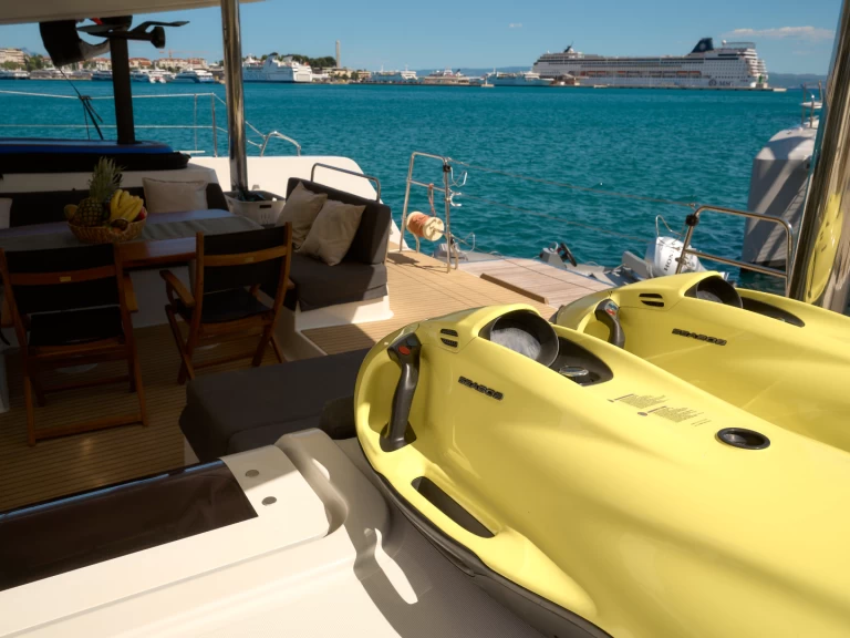 Pronájem lodi Lagoon Lagoon 52 F v Trogir na Samboatu