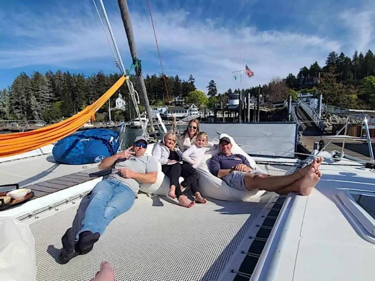 Pronájem Jachta Lagoon s licencí