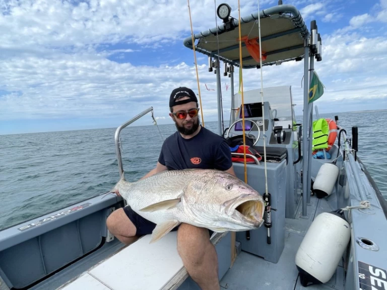 Pronájem jachty v Les Sables-d'Olonne -Boston Whaler Boston Whaler 22 Outrage na Samboatu