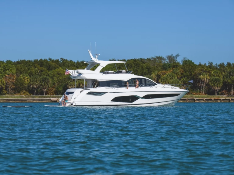 Pronájem Jachta v Saint-Tropez -Sunseeker Manhattan 68