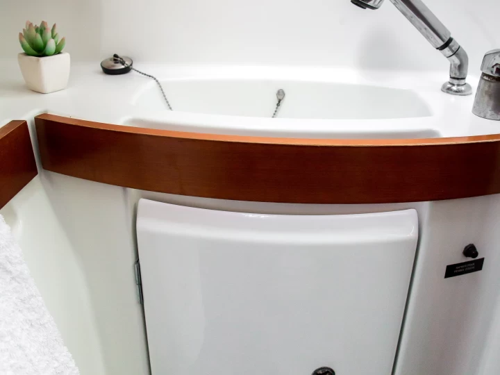 Pronájem lodi Lefkáda lákavé ceny Oceanis 43