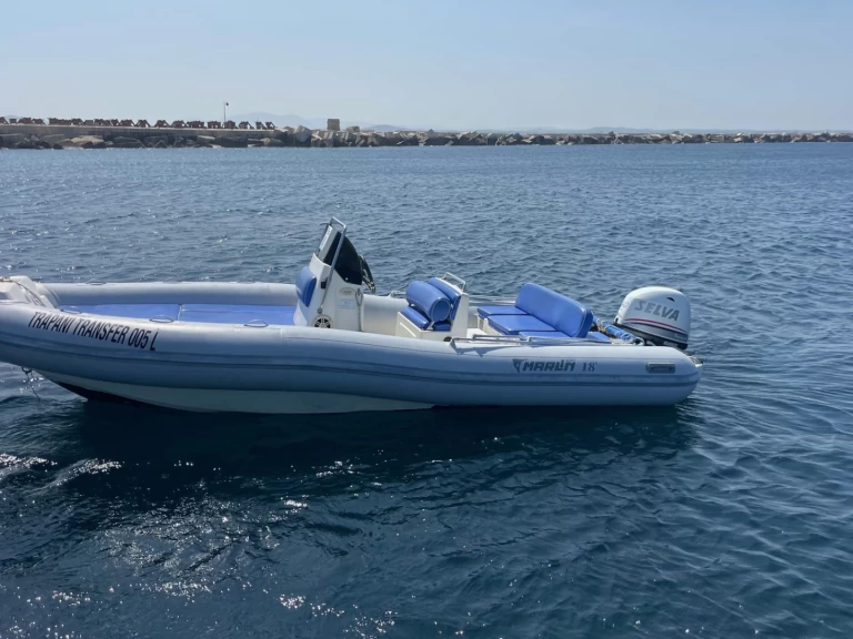 Pronájem Polotuhá loď v Trapani -Marlin Boat 18