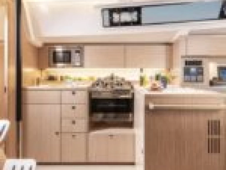 Pronájem Plachetnice v Marseille -Bavaria Bavaria C38