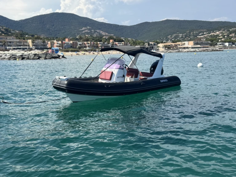 Pronajmout si Brig Eagle 650 v Cavalaire-sur-Mer