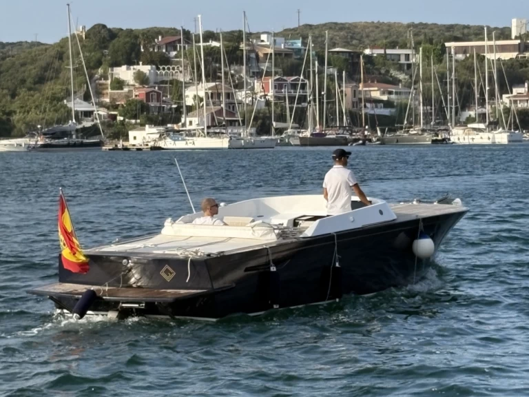 Pronájem Motorová loď VENTURI s licencí