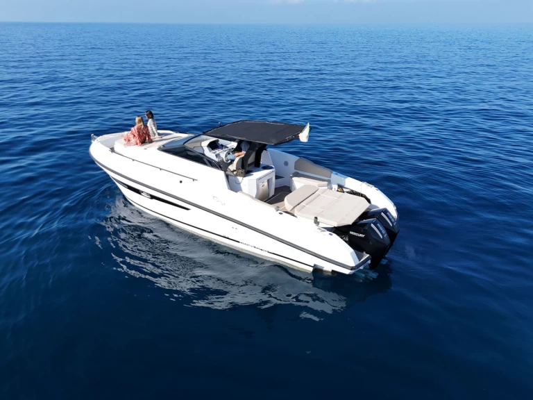 Pronájem lodi Rio Yachts Daytona 34 v Sorrento na Samboatu