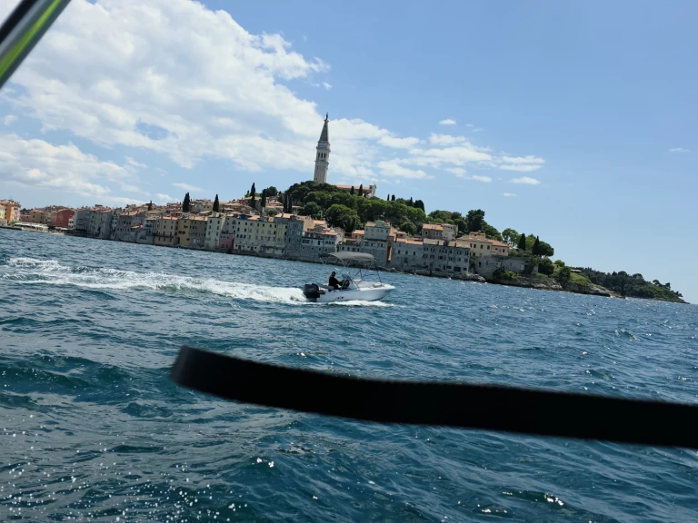 Pronájem lodi ROTO Roto 450s family v Rovinj na Samboatu
