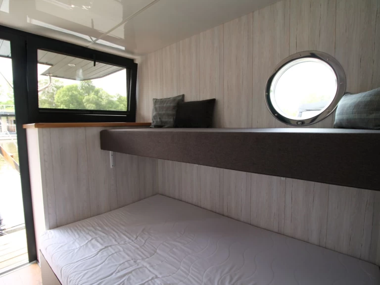 Pronájem lodi Zehdenick lákavé ceny Hausboot MOSES