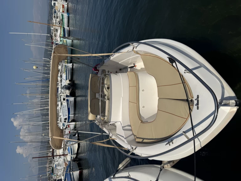 Pronajmout si Cn-Cap-Ferret B2 v La Ciotat