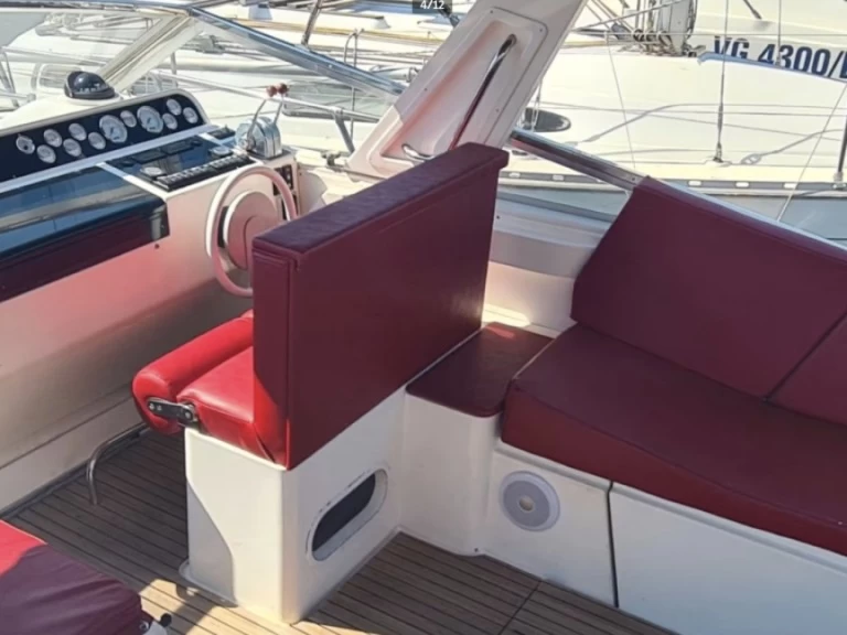 Pronajmout si Fiart Fiart 32 Genius v Ponza