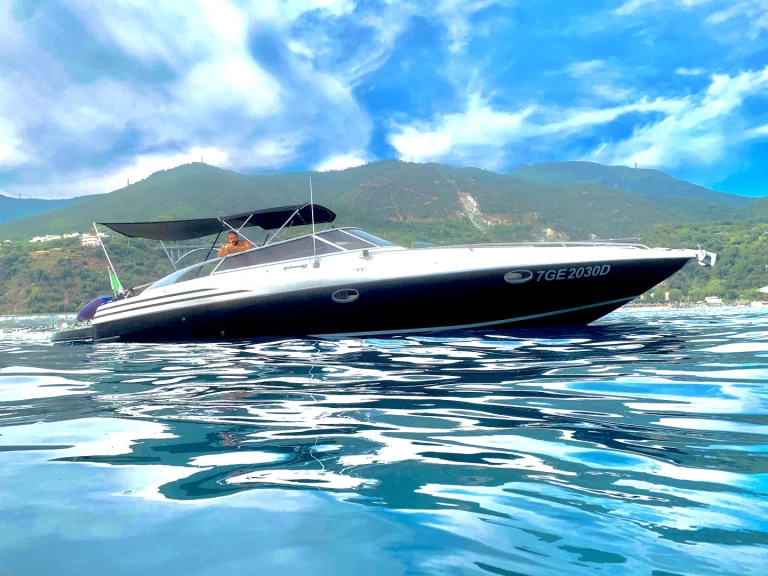 Pronájem lodi Genova lákavé ceny Endurance 35