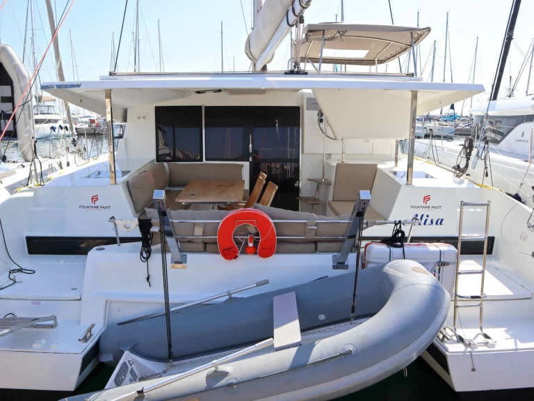Fountaine Pajot Lucia 40 jednotlivci a charterové společnosti v Ligia